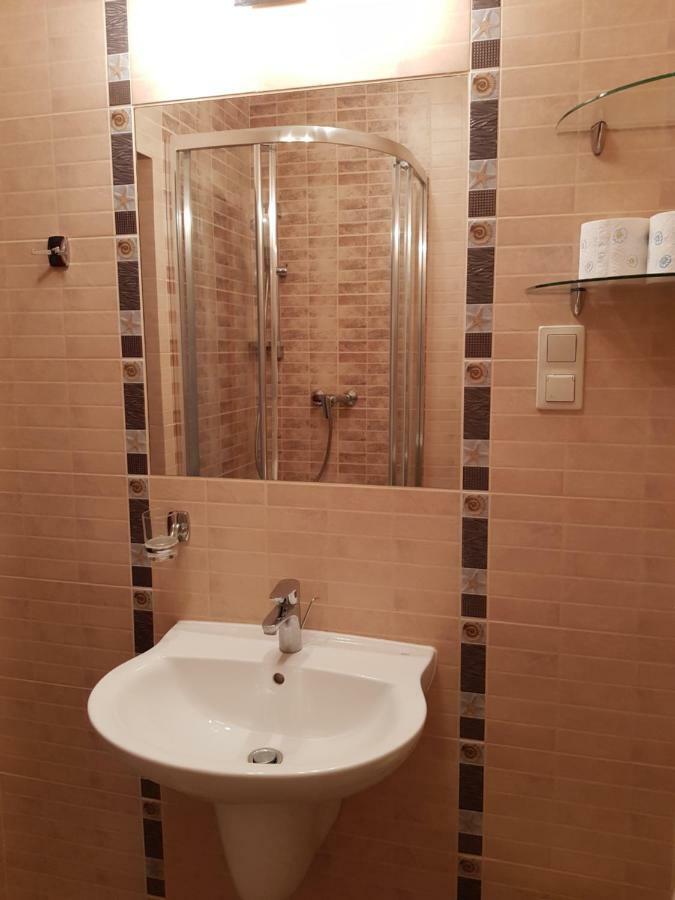 Bed and Breakfast Posejdon Ustronie Morskie Exterior foto