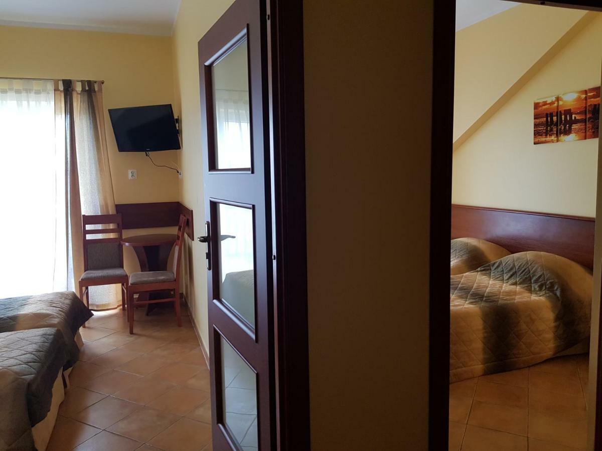 Bed and Breakfast Posejdon Ustronie Morskie Exterior foto